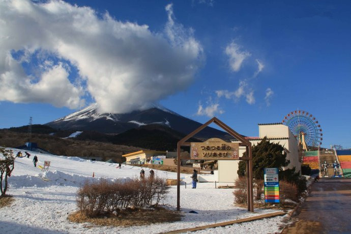 富士山雪乐园.jpg